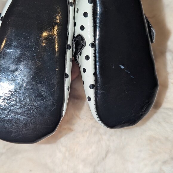 Infant girl shoes ( 2 for 1) - Picture 6 of 7